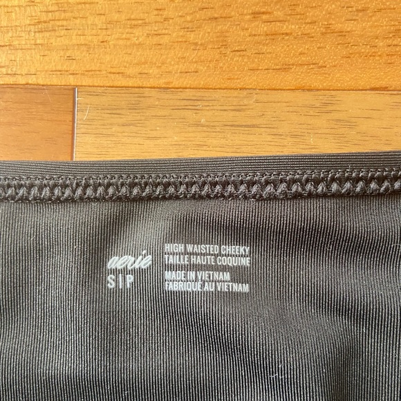 High waisted cheeky Aerie swim bottom - Picture 3 of 3